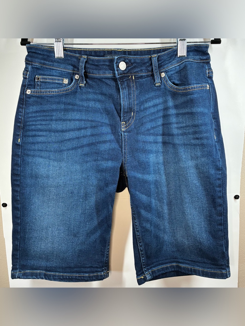 Calvin Klein Jeans Women's Size 8 Blue Denim Bermuda Shorts Stretch
